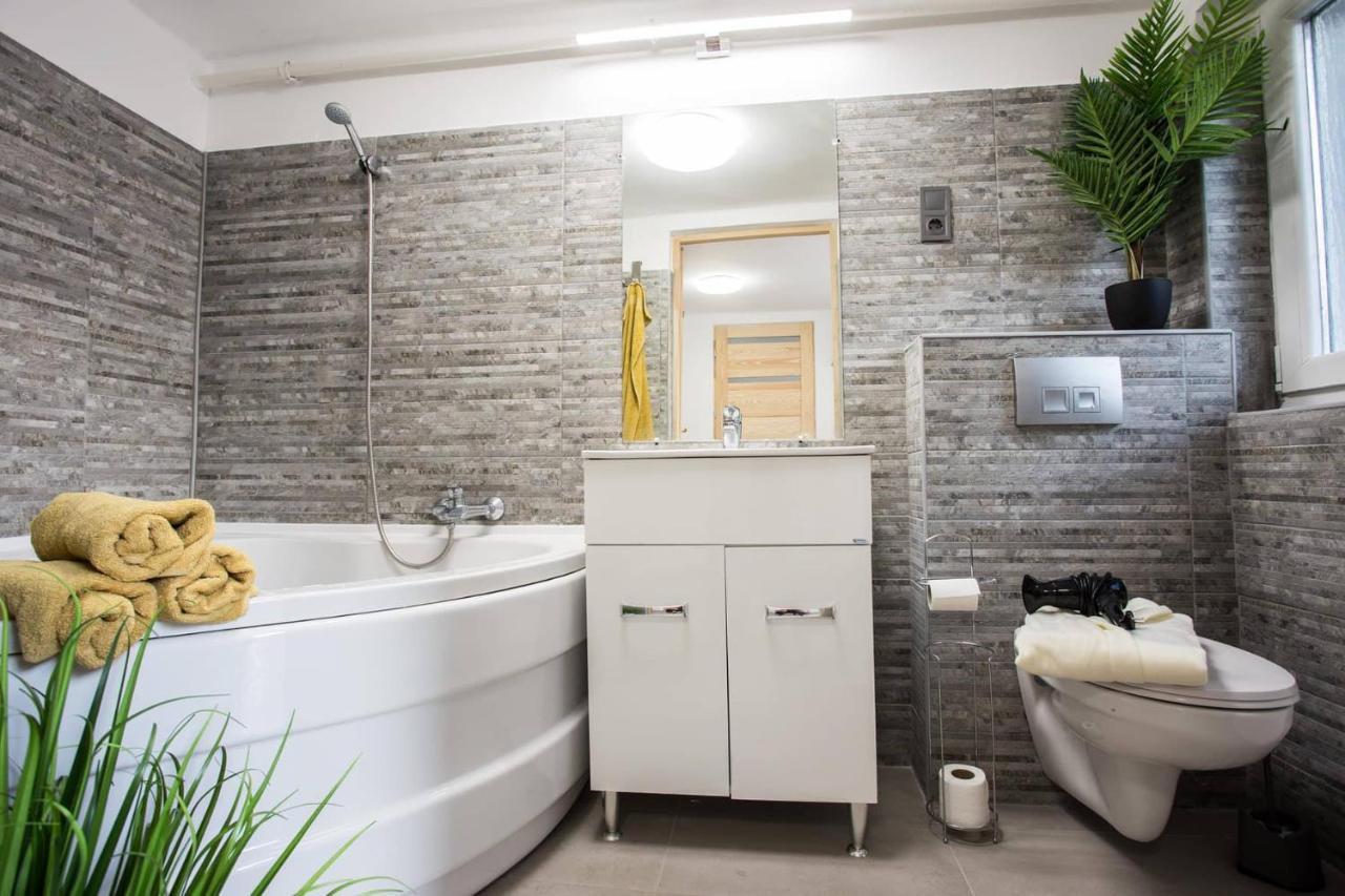 Csigaház Apartman Pécs Exterior foto
