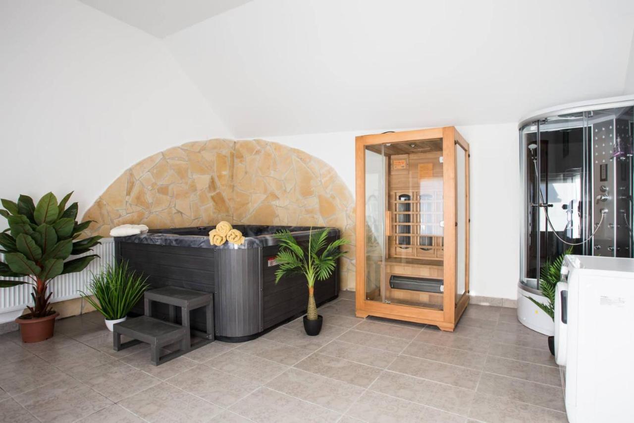Csigaház Apartman Pécs Exterior foto